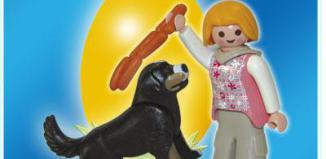 Playmobil - 4924v2 - Yellow Egg Woman and Dog