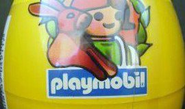 Playmobil - 4911v5 - Yellow Egg Girl with Rabbits