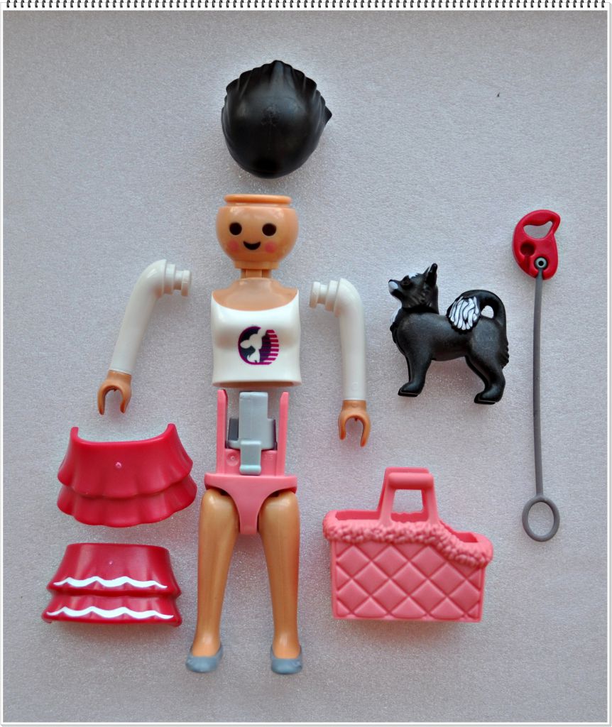 Playmobil 5597v5 - Woman with dog - Back