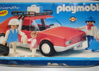 Playmobil - 3139v1-lyr - Red Family Car