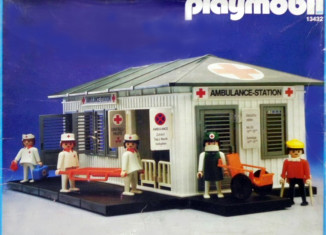 Playmobil - 13432-aur - ambulance station