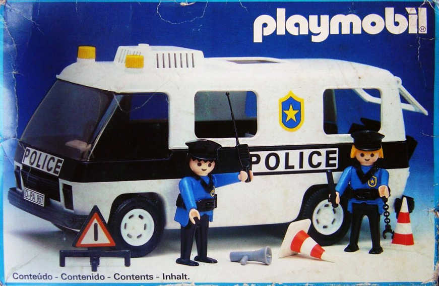 playmobil policemen with van