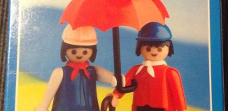 Playmobil - 2007-lyr - Couple with umbrella