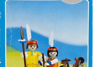 Playmobil - 2005-lyr - Indians with Canoe - Detail Playmobil - 2005-lyr - Indians with Canoe