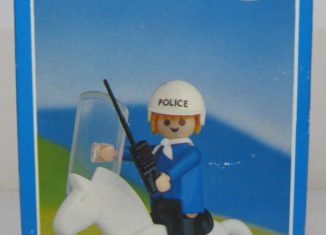 Playmobil - 1010s1-lyr - Policeman with Horse
