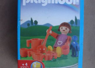 Playmobil - 3321-ant - Child with cups and doll