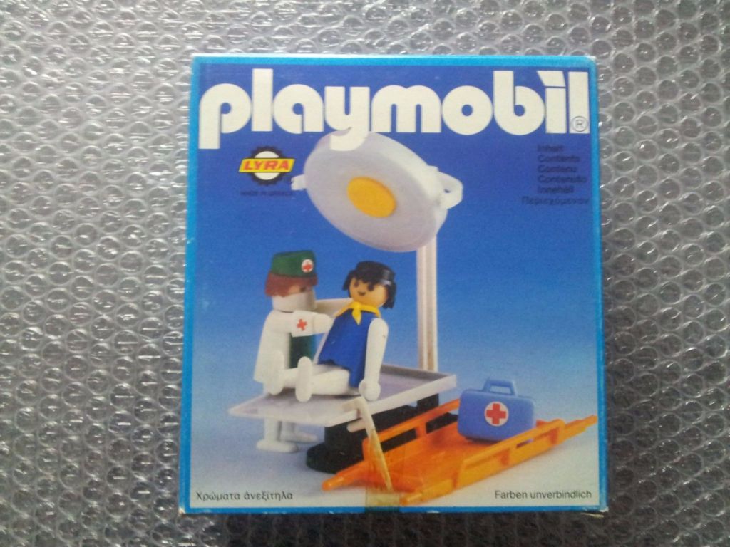 Playmobil 3L85-lyr - Clinic Doctor - Box