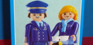 Playmobil - 3103 - Pilot und Stewardess "Hapag Fly"