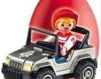 Playmobil - 4918v1 - Red Egg Boy with GoKart