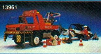 Playmobil - 13961-aur - Red Tow Truck