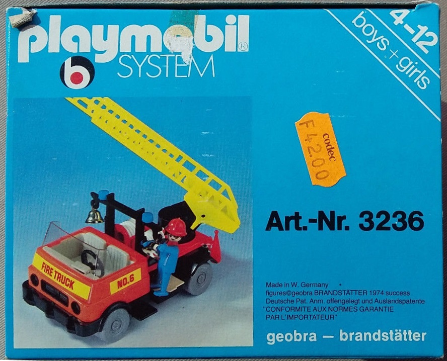 Playmobil 3236s1v2 - Fire truck - Back