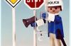 Playmobil - 3324v2 - Policeman / 2 road signs