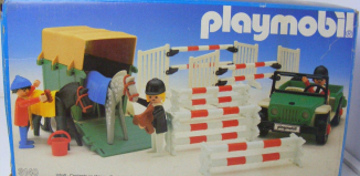 Playmobil - 3140v2 - Jeep & van à chevaux