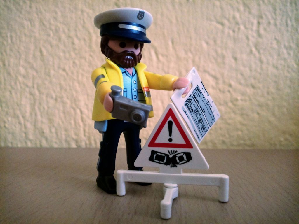 Playmobil 9332v5 - Policeman - Box
