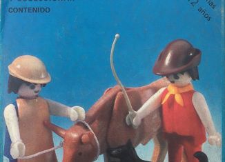 Playmobil - 3577-ant - Farmers with bull