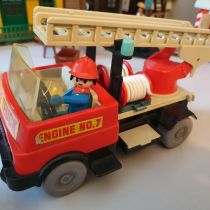 Playmobil - Simple but spot on design