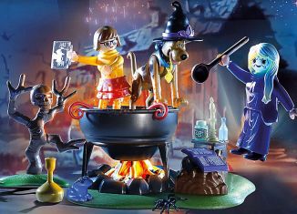 Playmobil - 70366 - SCOOBY-DOO! Adventure in the Witch's Cauldron