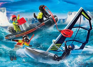 Playmobil - 70141 - Water Rescue with Dog - Detail Playmobil - 70141 - Water Rescue with Dog