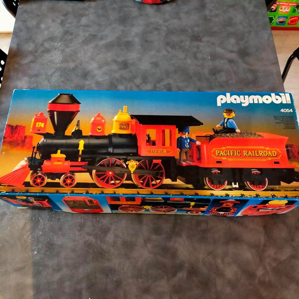 Playmobil 4054 - Western Locomotive - Back