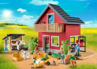 Playmobil - 71248 - Farmhouse with Outdoor Area