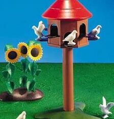 Playmobil - 7334 - Pigeon Loft, Pigeons & Flowers
