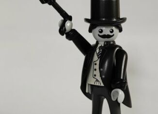 Playmobil - 71455v4 - Man with Tux
