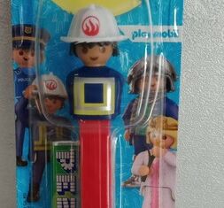 Playmobil - 00000 - PEZ-Spender Feuerwehrmann - Detail Playmobil - 00000 - PEZ-Spender Feuerwehrmann