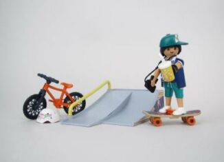 Playmobil - 71798 - Child with skateboard and BMX