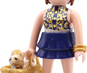 Playmobil - 70639v2 - Fashion Girl with Dog