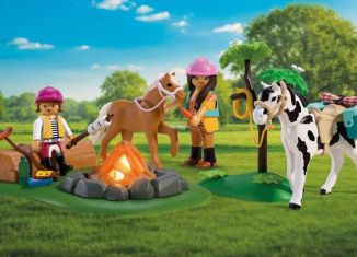 Playmobil - 72132 - Horseback riding tour with campfire