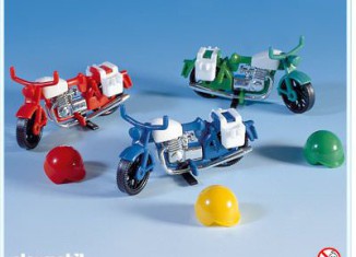 Playmobil - 3208s2 - Tres motocicletas y tres cascos - Detail Playmobil - 3208s2 - Tres motocicletas y tres cascos