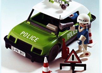 Playmobil - 3215v1 - Police Officer And Car