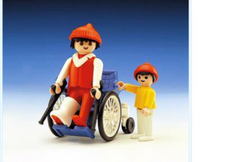 Playmobil - 3363 - Patient In Wheelchair - Detail Playmobil - 3363 - Patient In Wheelchair