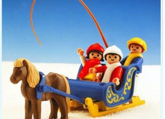 Playmobil - 3391 - Blue Pony Sleigh - Detail Playmobil - 3391 - Blue Pony Sleigh