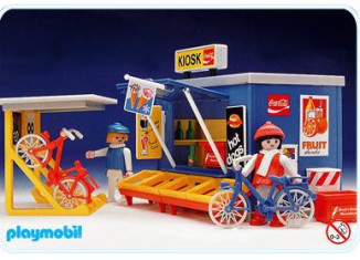 Playmobil - 3418 - Kiosk And Bicyclists
