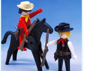 Playmobil - 3581v1 - Mounted Cowboy and Sheriff - Detail Playmobil - 3581v1 - Mounted Cowboy and Sheriff