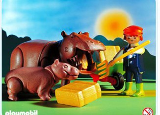 Playmobil - 3639 - Zoo Keeper & Hippos - Detail Playmobil - 3639 - Zoo Keeper & Hippos