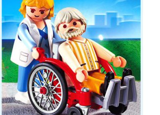 Playmobil - 4226 - Wheelchair and patient
