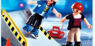 Playmobil - 4415 - 2 Skaters with Ramp