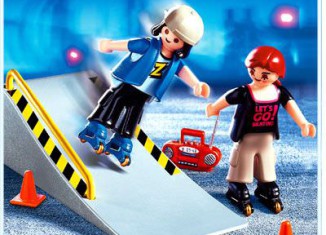 Playmobil - 4415 - 2 Skaters with Ramp