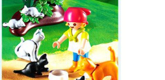 Playmobil - 4493 - Girl with Cats