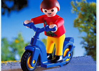 Playmobil - 4538 - Junge mit Roller