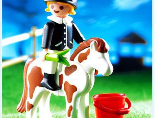 Playmobil - 4641 - Equestrian Girl