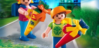 Playmobil - 4686v1 - Child's First Day at School
