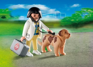 Playmobil - 4750 - Vet with Dog