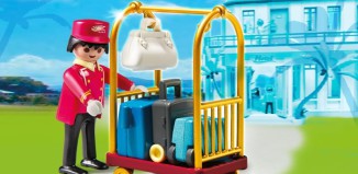Playmobil - 5270 - Porter with Baggage Cart