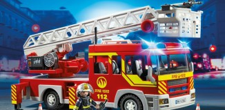 Playmobil - 5362 - Fire Department Ladder Truck with Light and Sound