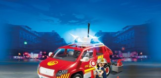 Playmobil - 5364 - Fire Chief vehicle with light and sound