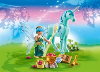 Playmobil - 5441 - Healer Fairy with Unicorn 'Sapphire Night'