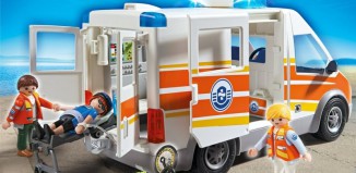 Playmobil - 5541 - Ambulance avec des lumieres et sirene